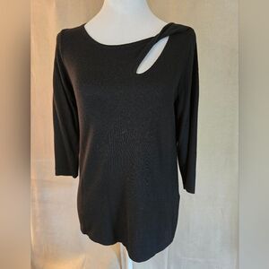 Chicos Sz 0 Black Cutout Sweater Top